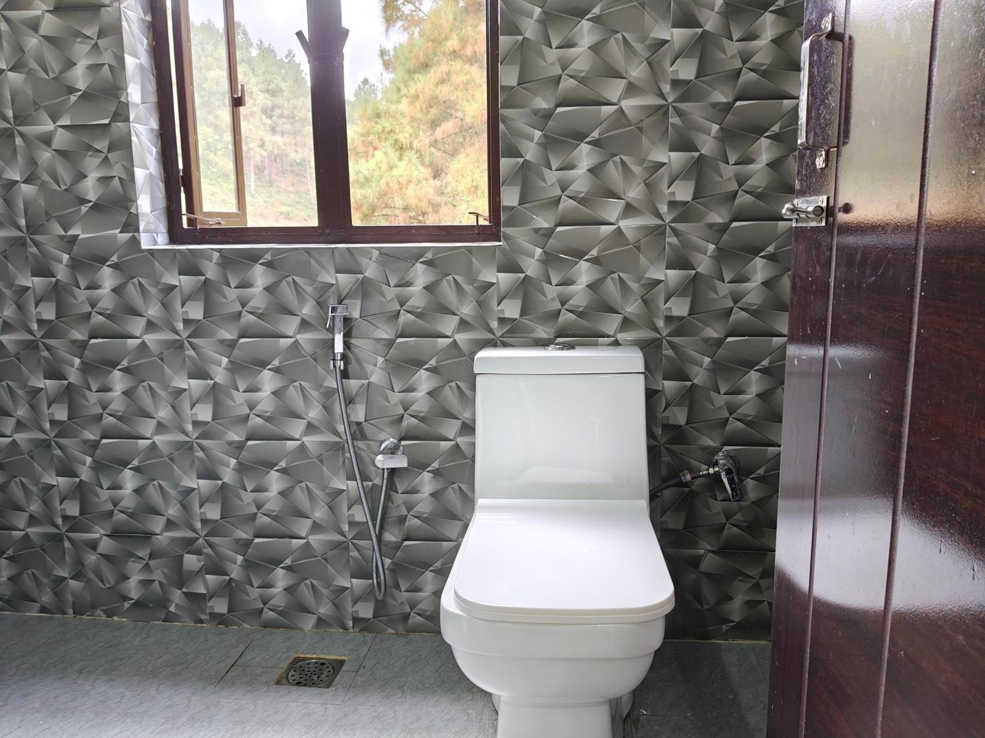 Xtsy Travellers Hostel Шиллонг Номер фото